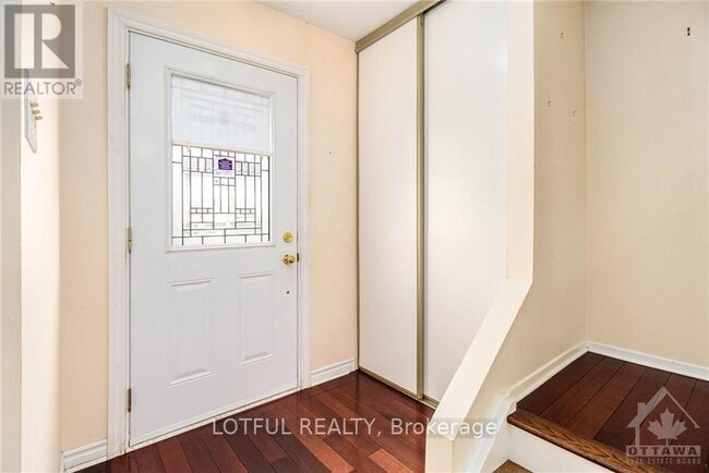Building Photo - 75 Dalehurst Dr