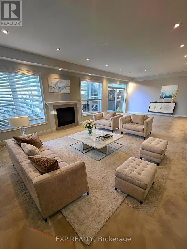 Building Photo - 93 Tremaine Dr