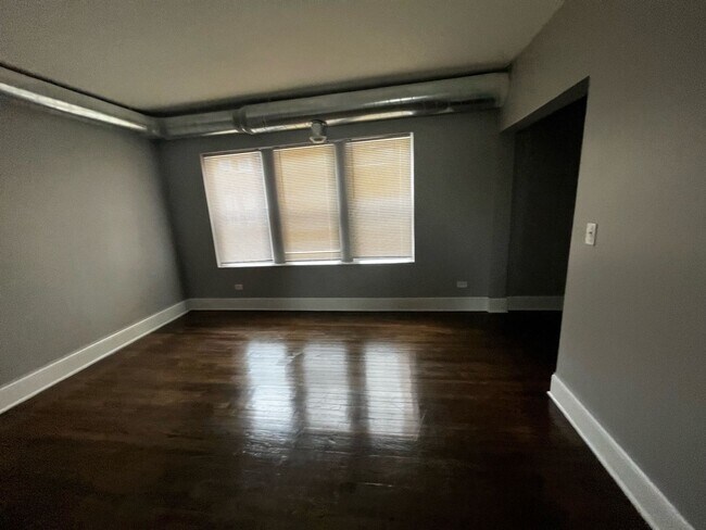 Foto del edificio - 7517 S Yale Ave