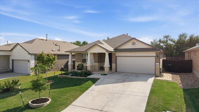 Foto del edificio - 2117 Centerline Ln