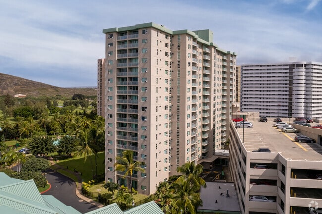 Country Club Village 6