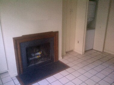 ;AUNDRY IN KITCHEN - 1166 25th St NW