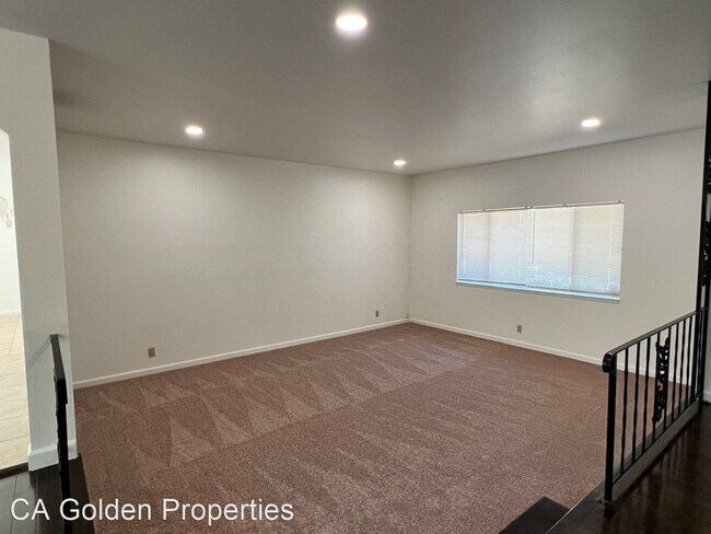 Building Photo - 4 br, 2 bath House - 1081 Winton Dr.