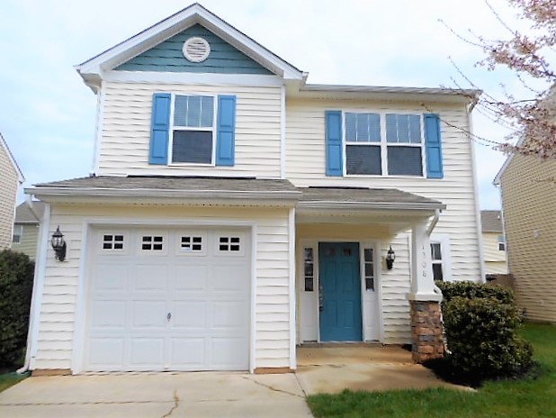 Primary Photo - 1308 Silver Drive