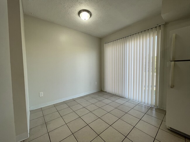 Kitchen Dining & Patio Door - 7399 Golden Springs Dr