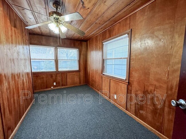 Foto del edificio - 724 S Fuller Ave