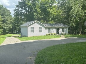 Building Photo - 805 Pebble Cove Rd