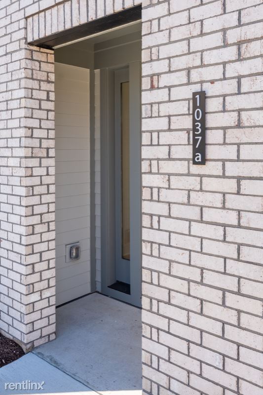 Building Photo - 1037 Scovel St