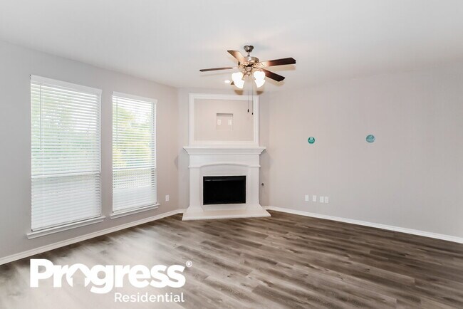 Building Photo - 1400 Zanna Grace Way