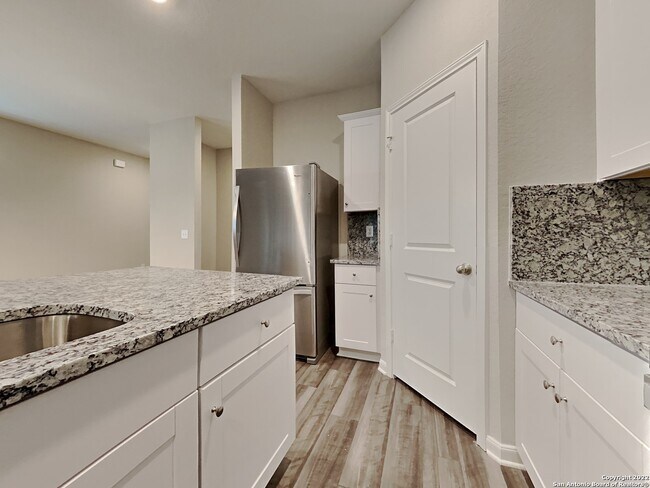 Foto del edificio - 7410 Boa Holw