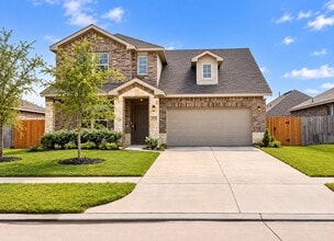 Building Photo - 4715 Mustang Run Dr