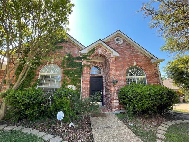 Foto principal - 8117 Still Springs Dr