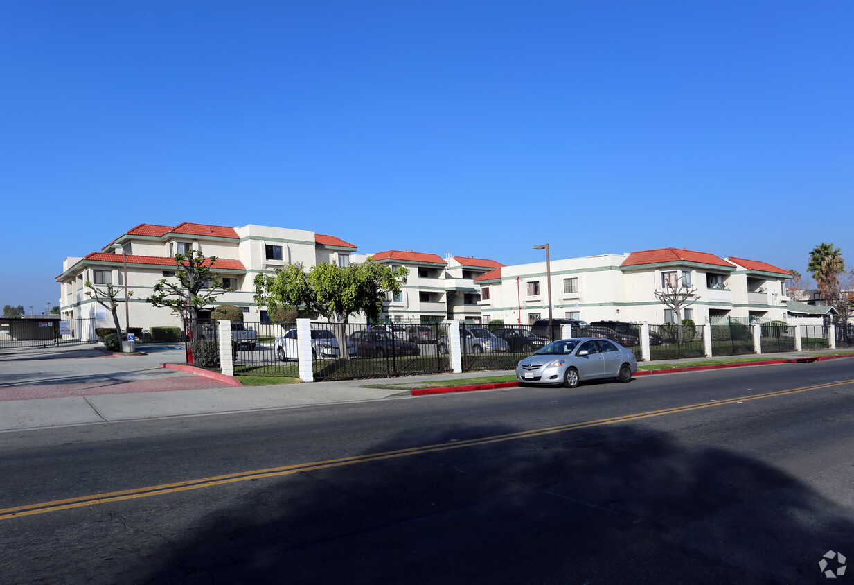 Primary Photo - Placentia Garden Apartments