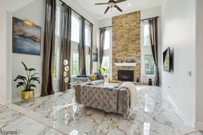 Foto principal - 22 Forest Hill Dr