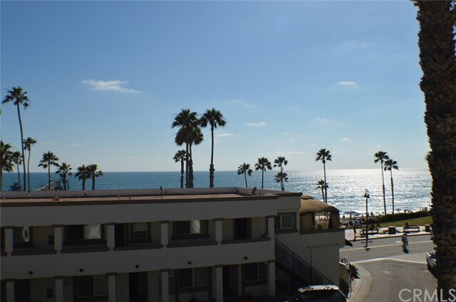 Foto del edificio - 107 Coronado Ln