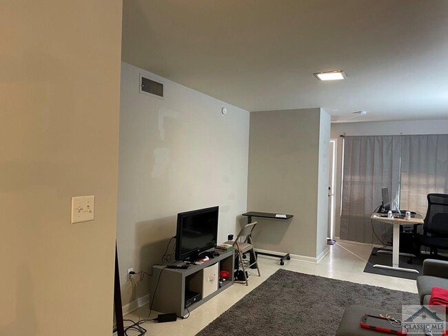 Foto del edificio - 1554 S Lumpkin St