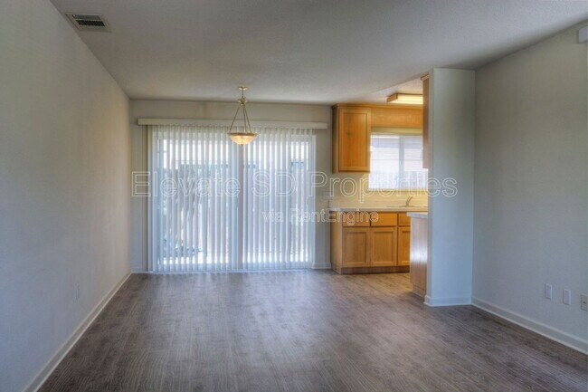 Foto del edificio - 2854 Grove Way