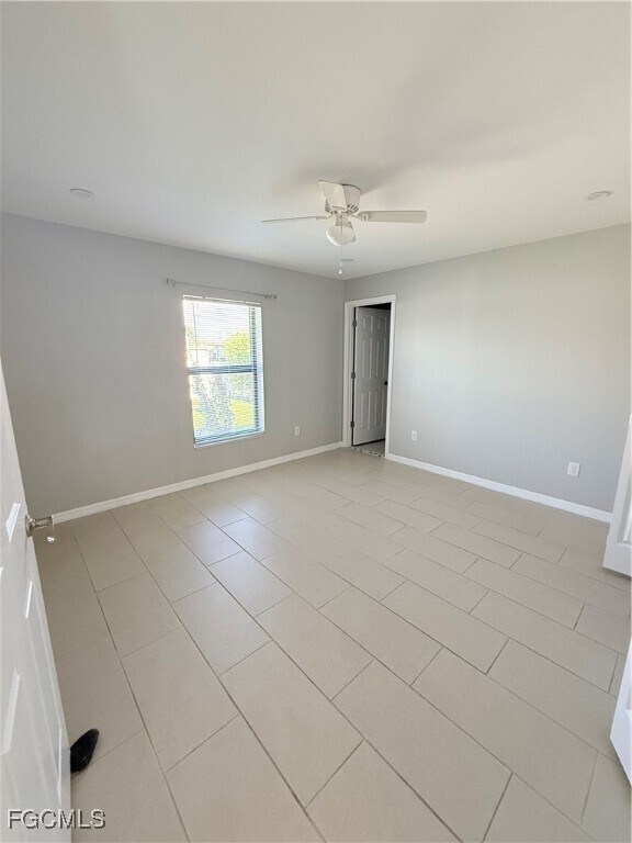 Foto del edificio - 1403 Nelson Rd N