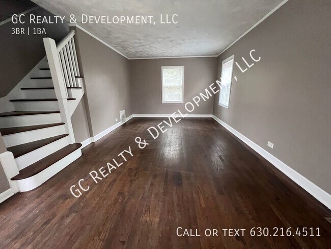 Building Photo - ***SINGLE FAMILY HOME / 3 BDRM / 1 BATH / ...