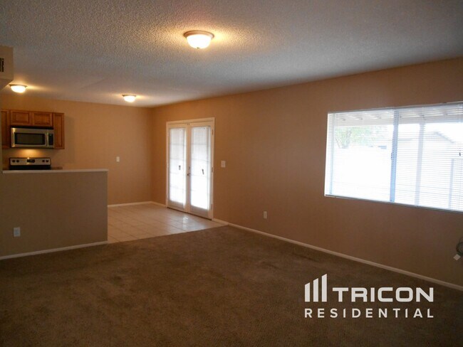 Foto del edificio - 1843 E Emerald Avenue Mesa AZ