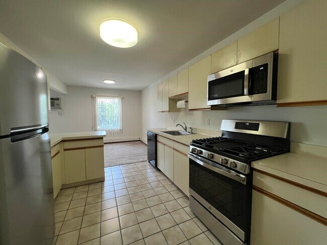 Foto del edificio - 55 Riverview Ct