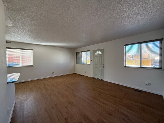 Foto del edificio - Cute Updated 2 Bedroom House