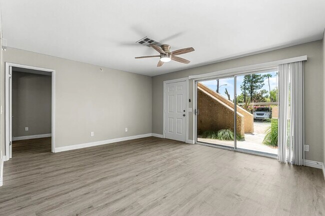 Foto del edificio - 32450 Candlewood Dr
