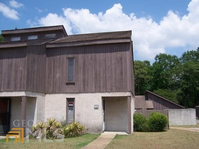 Primary Photo - 149 Valley Rd
