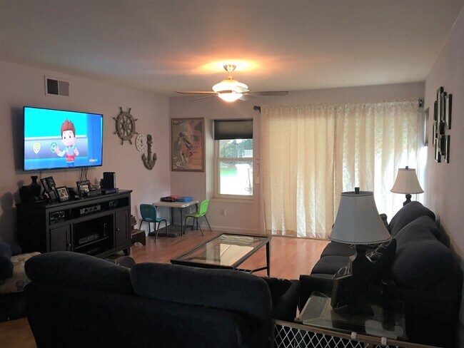 Building Photo - Three Bedroom House in Lemon Grove!!!