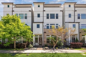 Building Photo - 1505 Missouri St