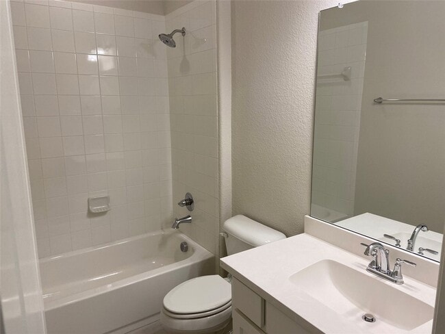 Building Photo - 16217 Bidwell Park Dr