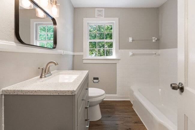 Building Photo - 216 Facility Dr