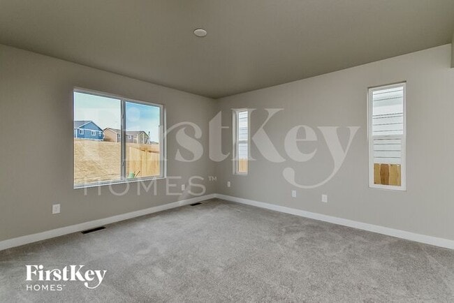 Building Photo - 10321 Luneth Dr