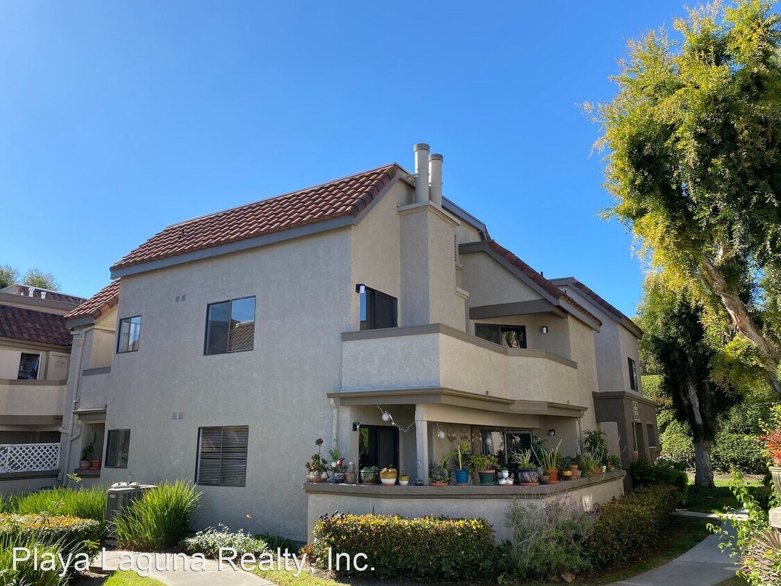 Primary Photo - 3 br, 2 bath House - 28151 Montecito #40