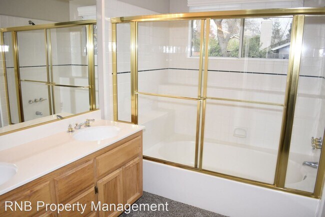 Foto del edificio - 3 br, 2 bath House - 1326 Longfellow Circle