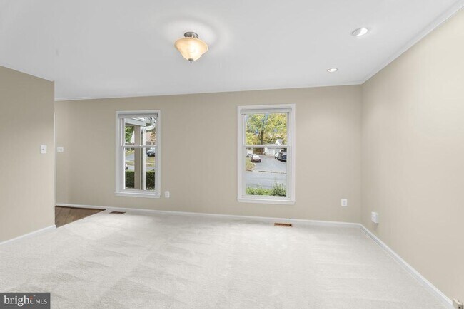 Building Photo - 7603 Woodstown Dr