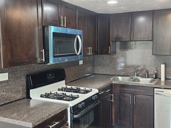 Foto del edificio - 2944 E Missionwood Ln