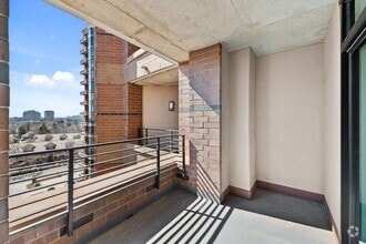 Building Photo - 8100 E Union Ave
