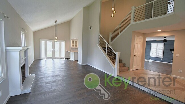 Foto del edificio - Monarch at Carmel Valley| Direct access (~ 5-6 minutes) to SR-56 and I-5| San Diego's most sought...