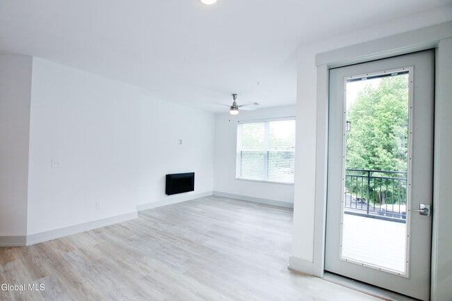 Foto del edificio - 25 Whistler Ct