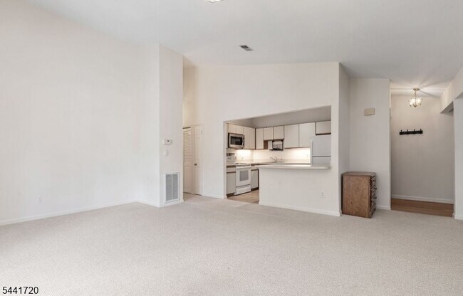 Foto del edificio - 82 Smithfield Ct