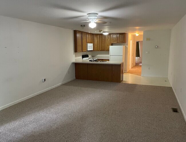 Foto del edificio - 334 15th St SE
