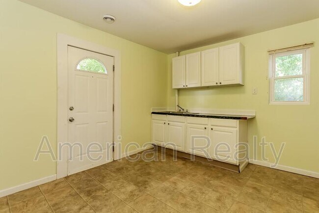 Foto del edificio - 844 Veto St NW