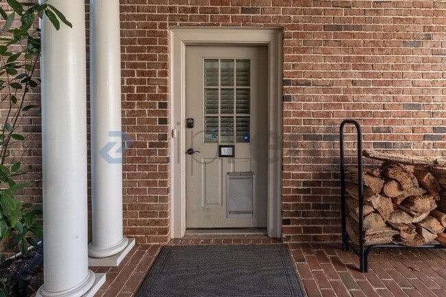 Foto del edificio - 2801 Spreading Oaks Dr NW