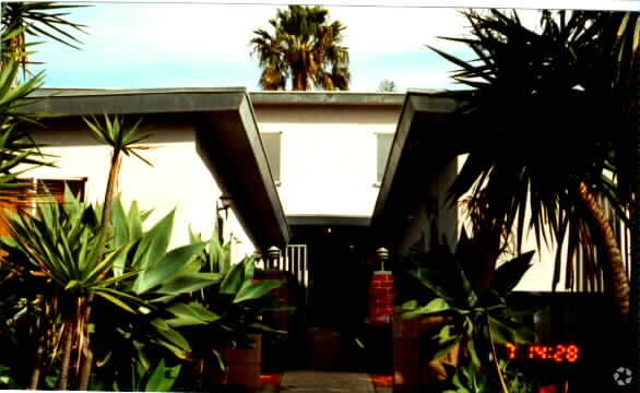 Primary Photo - Ocean Avenue by the Sea