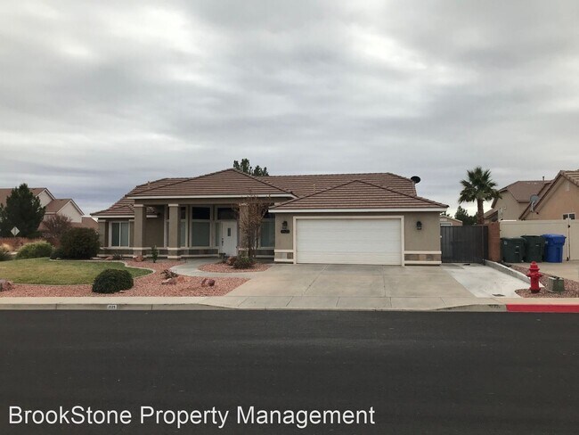 Building Photo - 4 br, 2 bath House - 3525 Robbin Court