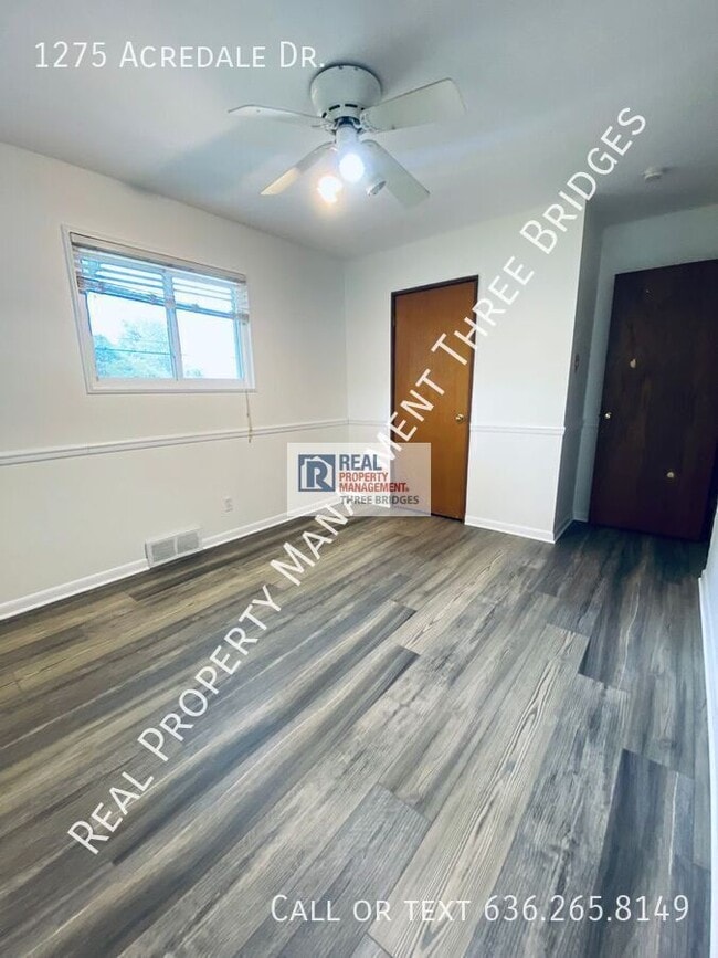 Foto del edificio - 1275 Acredale Dr