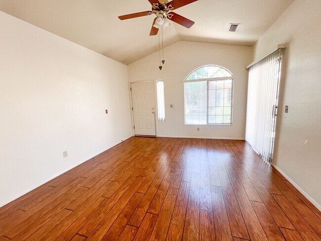 Foto del edificio - CONDO-SAWMILL COVE COMMUNITY-COTTONWOOD