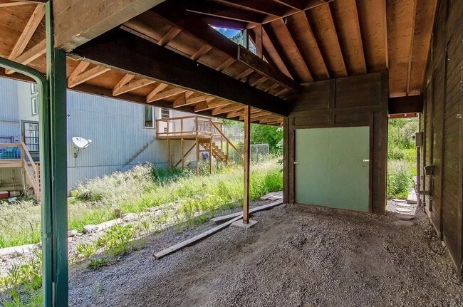 Building Photo - 1764 Clear Creek Dr