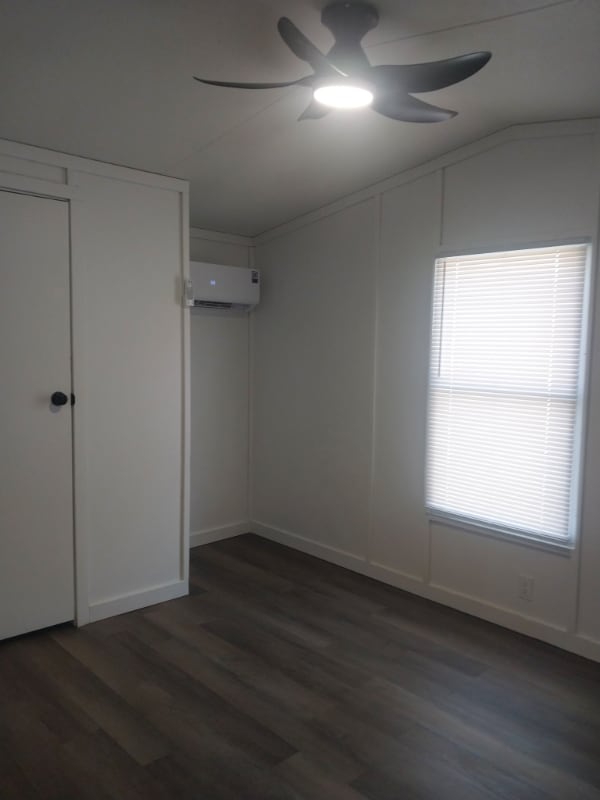 Building Photo - 315 Old Valley Rd